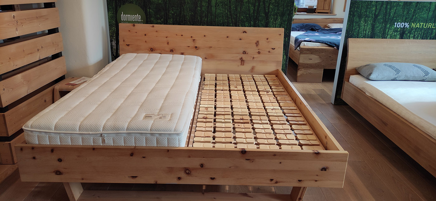 Abverkauf dormiente Bett Pinar