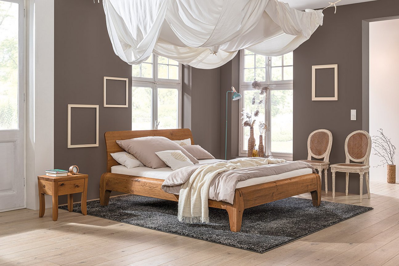 Gonda - dormiente Bett aus Massivholz