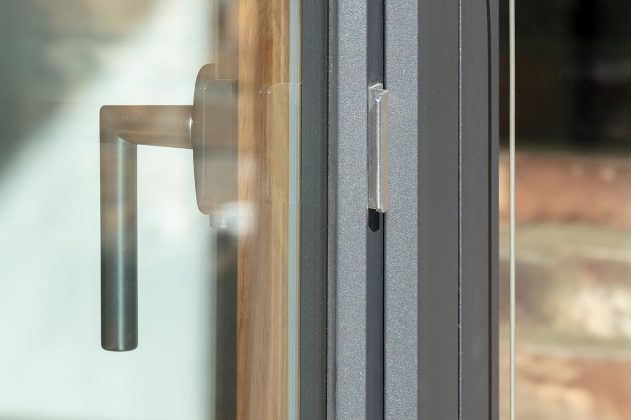 PaX Holz-Alu-Fenster Aluminium-Profil Aussenansicht