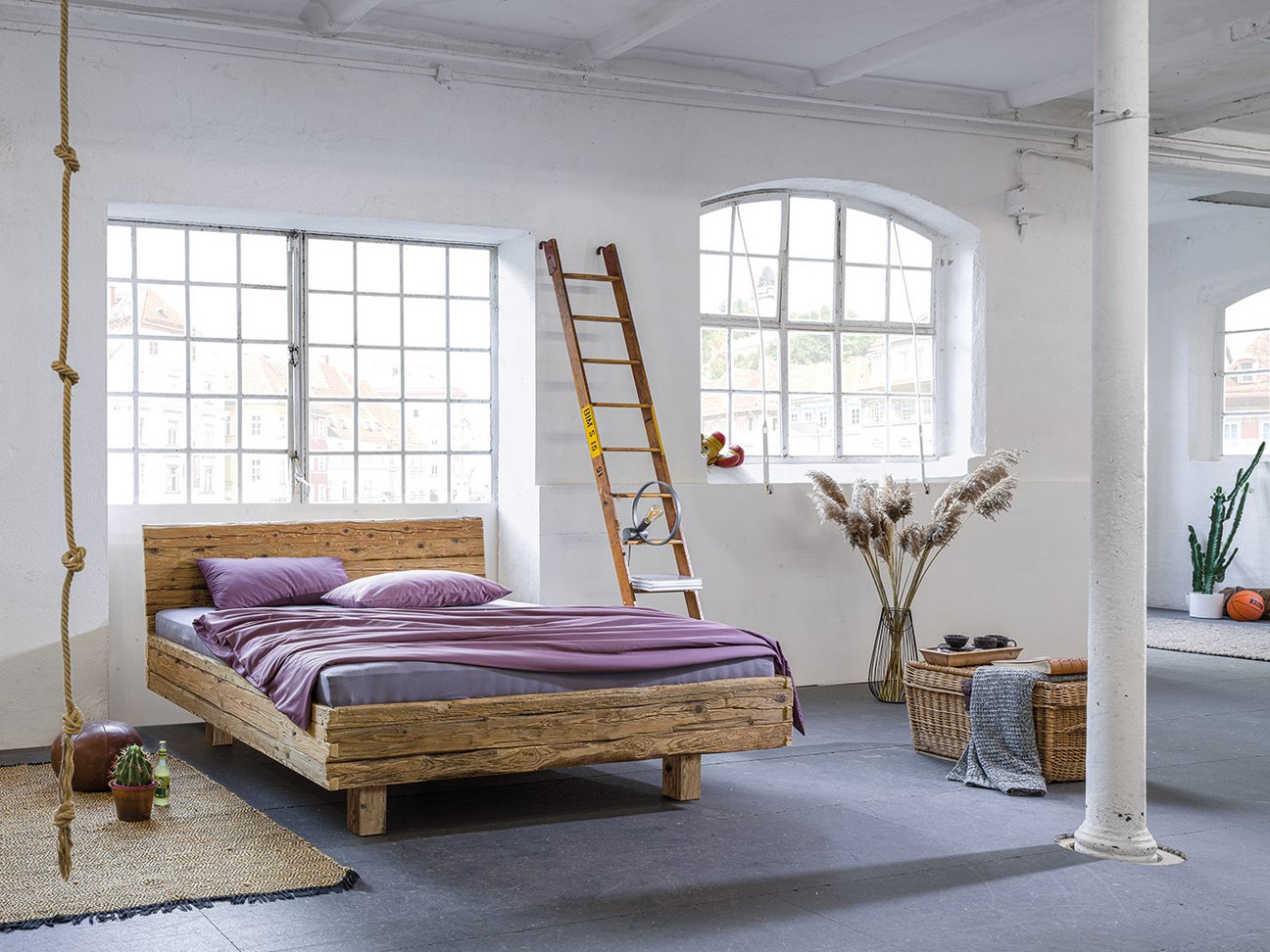 Veteris 1 - dormiente Bett aus massivem Altholz